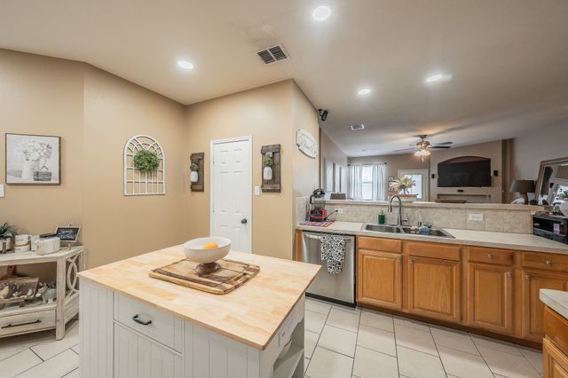 9032 Saratoga Road, Fort Worth, TX 76244