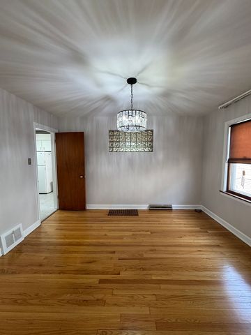 8338 S Yates Boulevard, Chicago, IL 60617