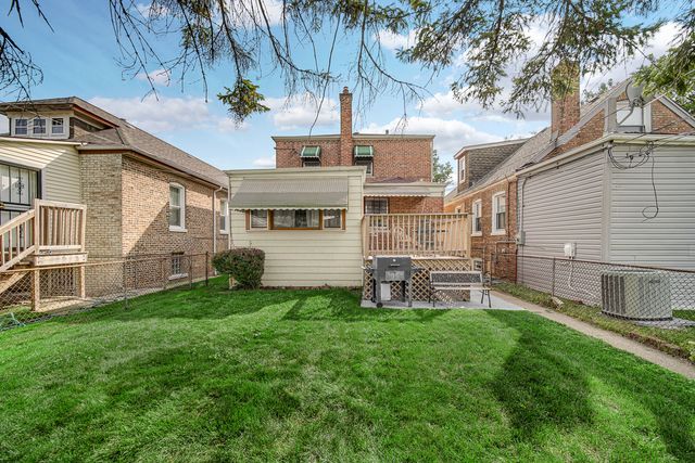 8338 S Yates Boulevard, Chicago, IL 60617