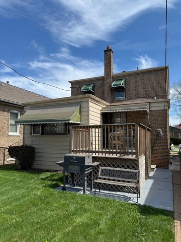 8338 S Yates Boulevard, Chicago, IL 60617