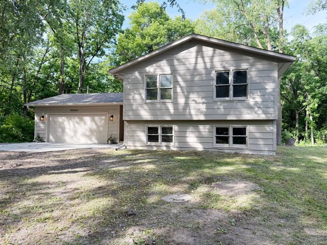 20663 Ulysses Street NW, Elk River, MN 55330