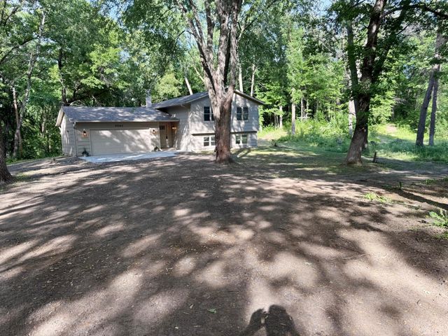20663 Ulysses Street NW, Elk River, MN 55330