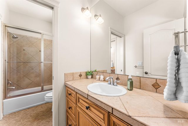 3303 S Montego Way, Nampa, ID 83686