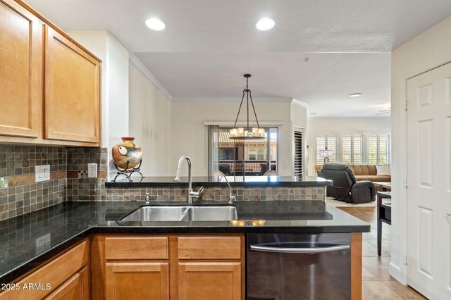 19700 N 76TH Street 2183, Scottsdale, AZ 85255