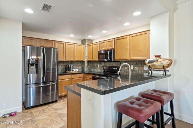 19700 N 76TH Street 2183, Scottsdale, AZ 85255