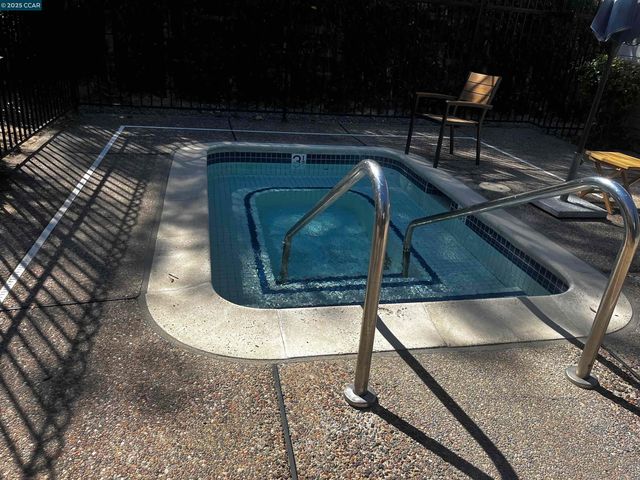 1450 Bel Air Dr 110, Concord, CA 94521