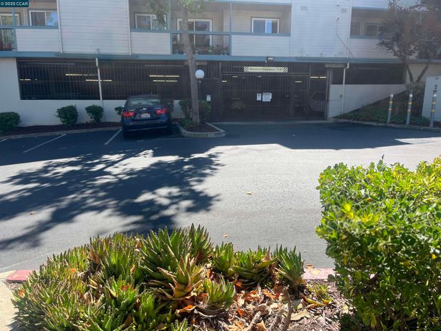1450 Bel Air Dr 110, Concord, CA 94521