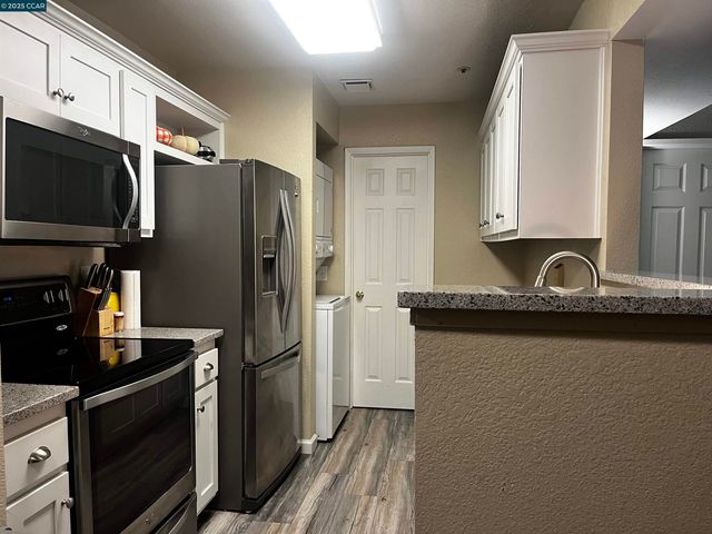 1450 Bel Air Dr 110, Concord, CA 94521