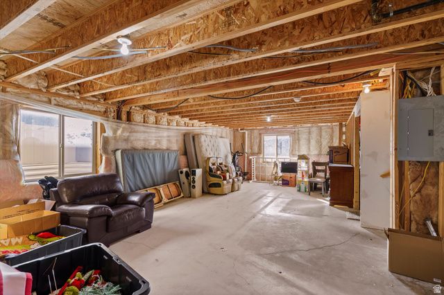 4367 W 5300 S, Hooper, UT 84315