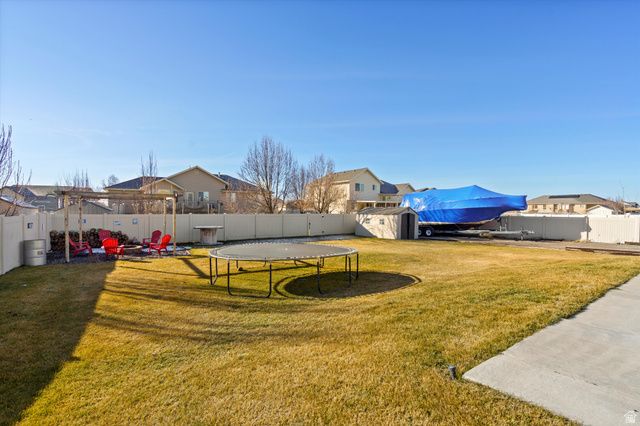 4367 W 5300 S, Hooper, UT 84315