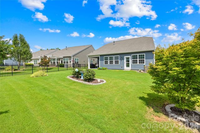 8075 Asher Chase Trail, Lancaster, SC 29720