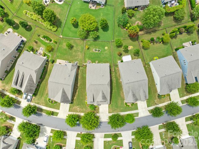 8075 Asher Chase Trail, Lancaster, SC 29720