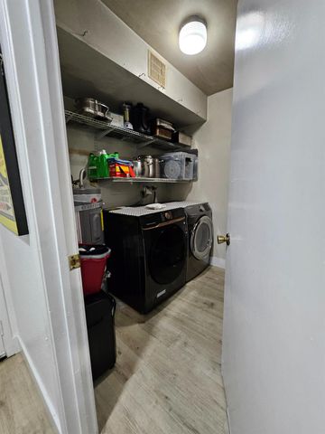 5152 Greenberry Dr, Sacramento, CA 95841
