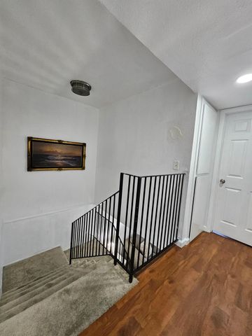 5152 Greenberry Dr, Sacramento, CA 95841