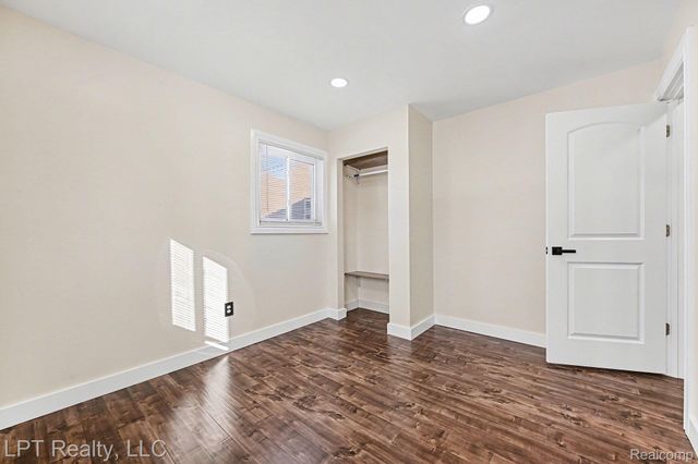 32565 Mason Street, Westland, MI 48186