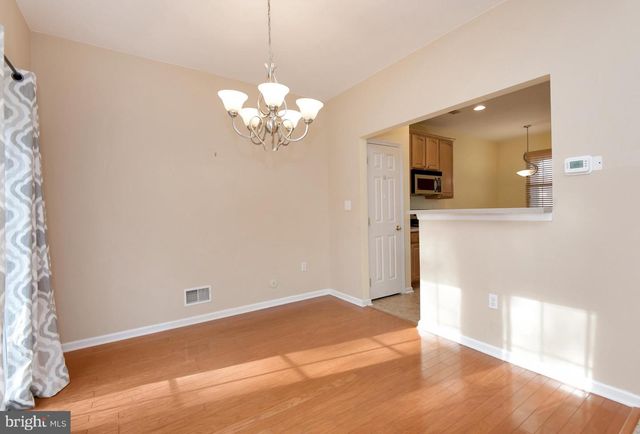 14 SCARLET OAK DR, Princeton, NJ 08540