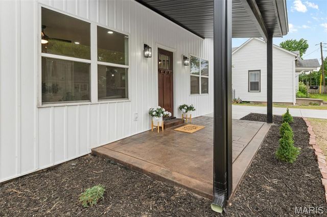 302 SHORT Street, Collinsville, IL 62234