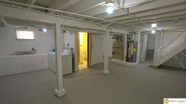 401 Valley Street, Omaha, NE 68108