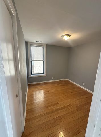 1500 N Rockwell Street 1, Chicago, IL 60622