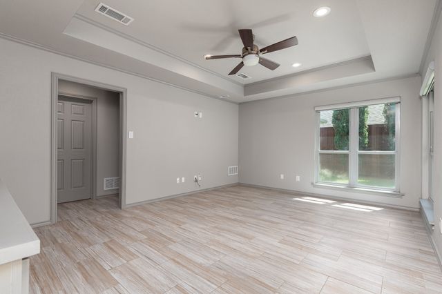 15607 GOLDEN CREEK, Dallas, TX 75248