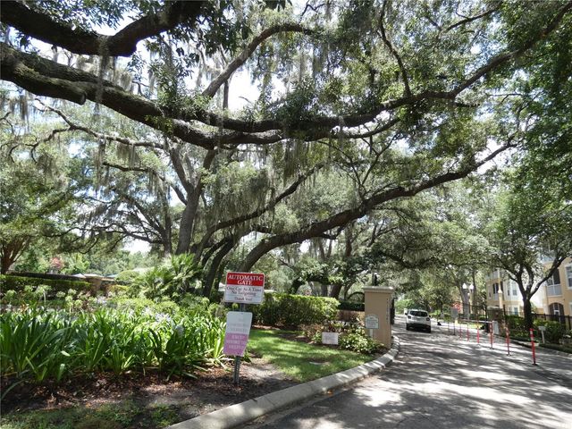 6105 TWAIN STREET 102, Orlando, FL 32835