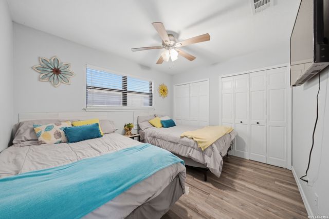 11843 Braesview Apt 407, San Antonio, TX 78213