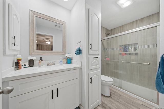 11843 Braesview Apt 407, San Antonio, TX 78213