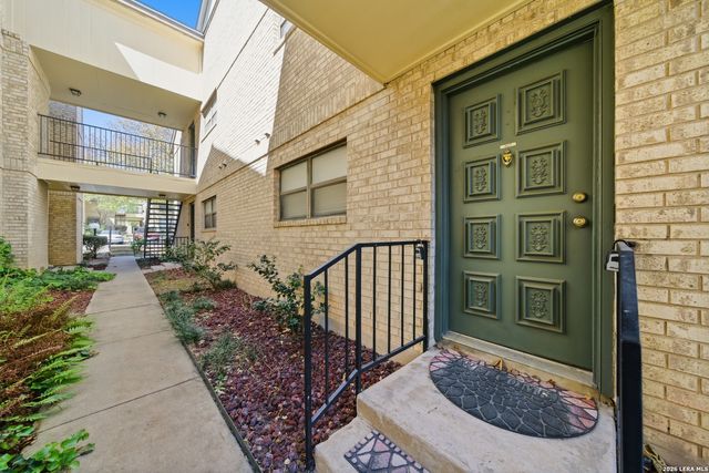 11843 Braesview Apt 407, San Antonio, TX 78213