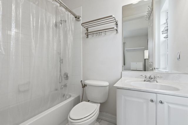 310 N Dixie Highway 104, Lake Worth Beach, FL 33460