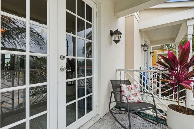 310 N Dixie Highway 104, Lake Worth Beach, FL 33460