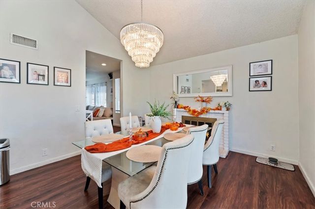 834 Robles Pl, Corona, CA 92882