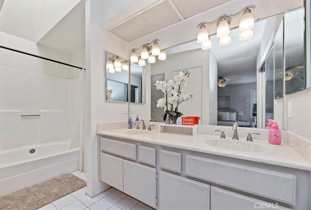 834 Robles Pl, Corona, CA 92882