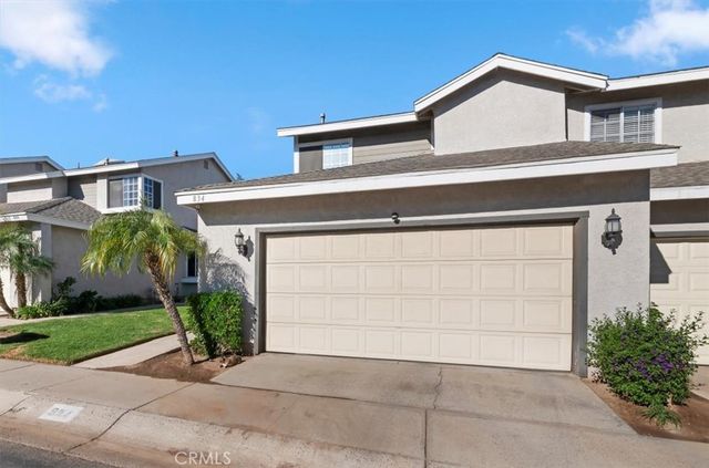 834 Robles Pl, Corona, CA 92882