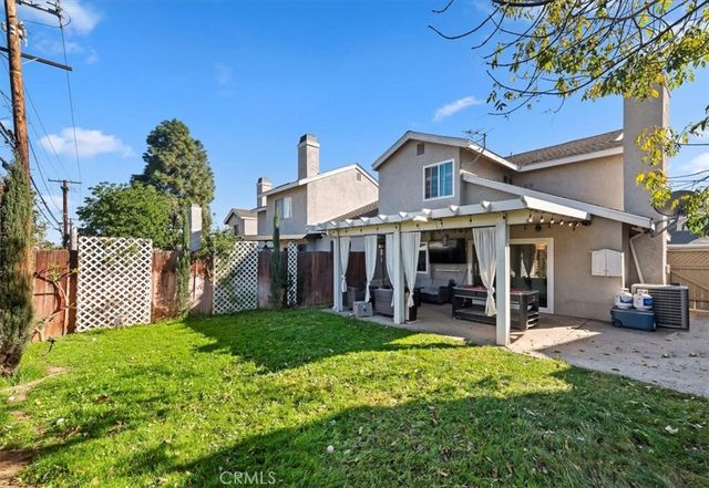 834 Robles Pl, Corona, CA 92882