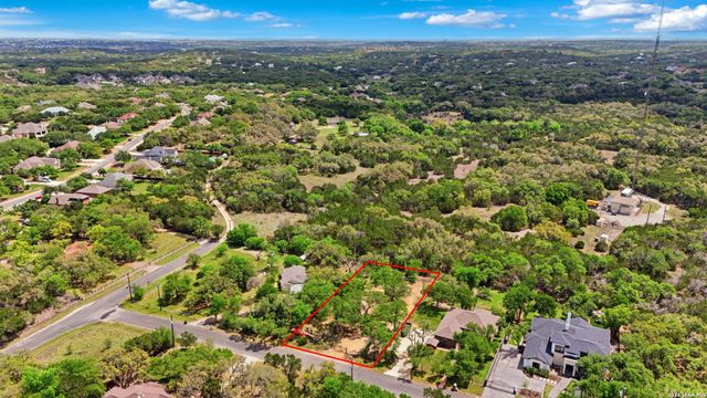 1136 Mendelin Dr, San Antonio, TX 78260