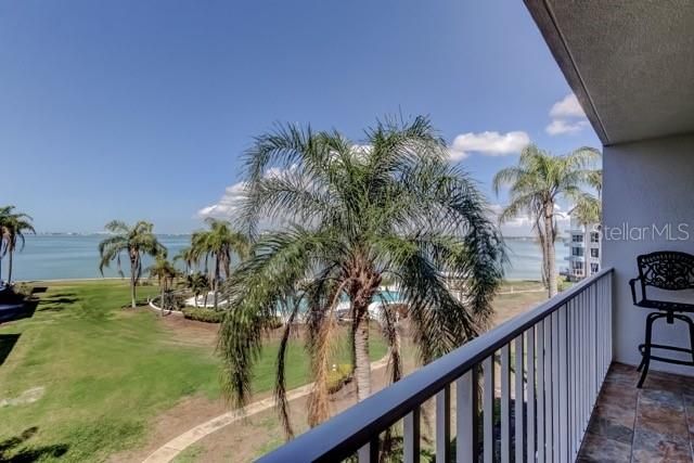 5155 ISLA KEY BOULEVARD S 301, St Petersburg, FL 33715