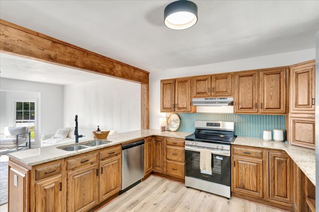 315 W Skyline Drive, Stockton, MO 65785