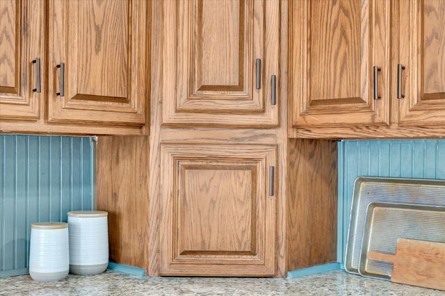 315 W Skyline Drive, Stockton, MO 65785