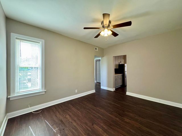11022 S Vernon Avenue, Chicago, IL 60628