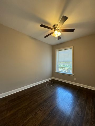 11022 S Vernon Avenue, Chicago, IL 60628