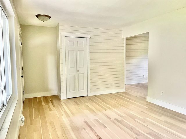 8343 Atlas Drive, Brighton, MI 48116