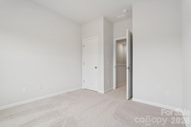 4628 Lakeview Road 5, Charlotte, NC 28216