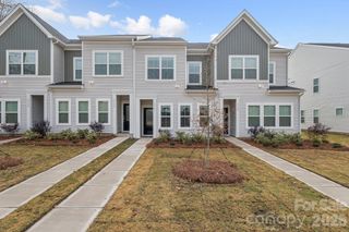 4628 Lakeview Road 5, Charlotte, NC 28216
