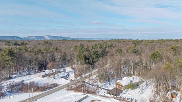 478 Selfridge Road, Moreau, NY 12831