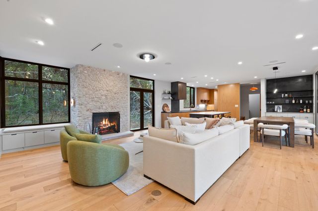 300 Misti Lane LN, Driftwood, TX 78619