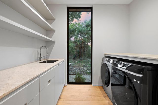 300 Misti Lane LN, Driftwood, TX 78619