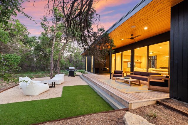 300 Misti Lane LN, Driftwood, TX 78619