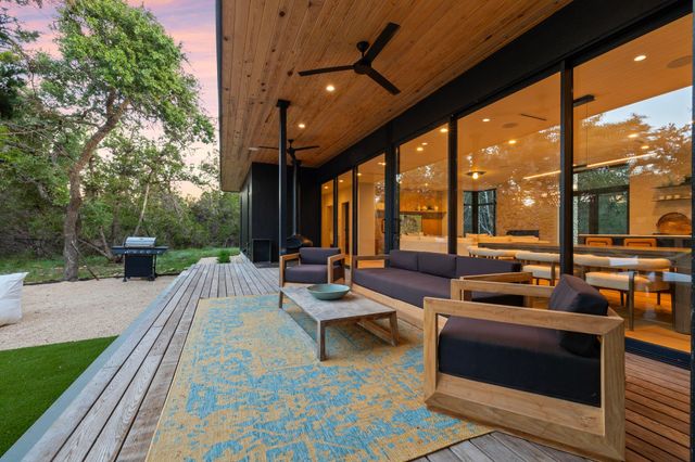 300 Misti Lane LN, Driftwood, TX 78619