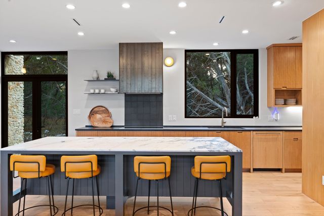 300 Misti Lane LN, Driftwood, TX 78619