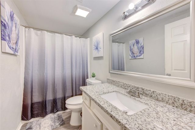 4106 California Street, Dickinson, TX 77539